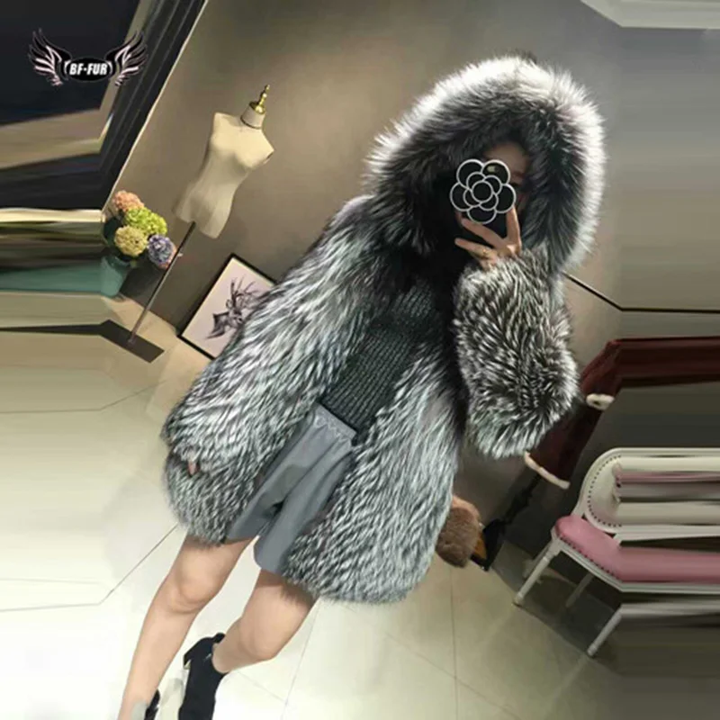 Real Fox Fur Coat Women's Winter Top Grade Natrual Fur Silver Fox Thick Warm Fashion Styles Female Silm Genuine Fur Jacket Warm
Real Fox Fur Coat Women's Winter Top Grade Natrual Fur Silver Fox Thick Warm Fashion Styles Female Silm Genuine Fur Jacket Warm