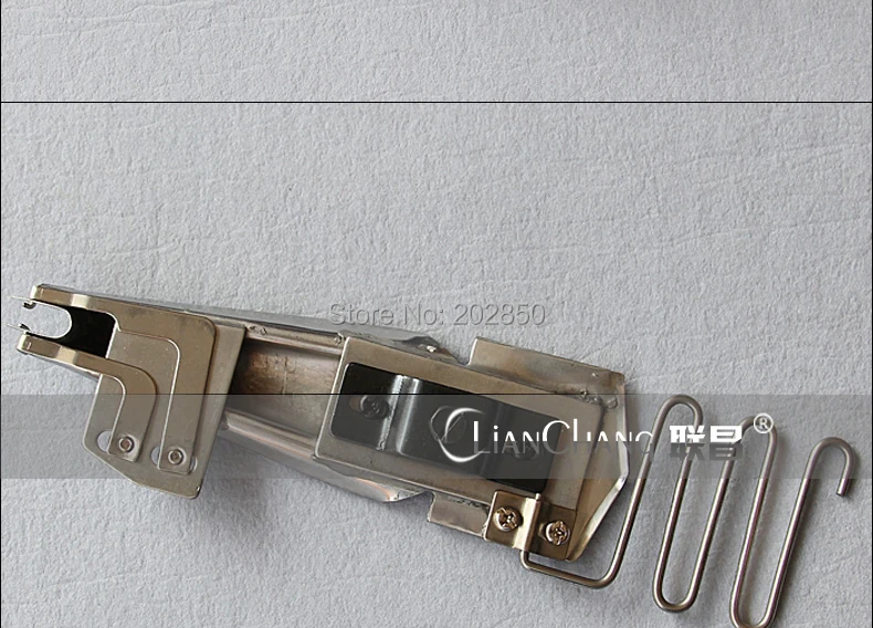DAYU102 K710NA(B) (F401),Right Angle Binder/Folder,1 Size7/16"-1",2/3 Cover Stitch Sewing Machine Parts,For Juki,Brother,Jack...
DAYU102 K710NA(B) (F401),Right Angle Binder/Folder,1 Size7/16"-1",2/3 Cover Stitch Sewing Machine Parts,For Juki,Brother,Jack...