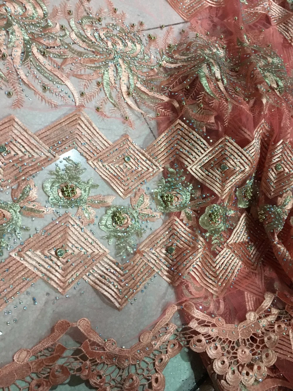 5yards embroidery french tulle mesh tulle lace for wedding/evening dress high quality with beads and stones JRB-42210
5yards embroidery french tulle mesh tulle lace for wedding/evening dress high quality with beads and stones JRB-42210
