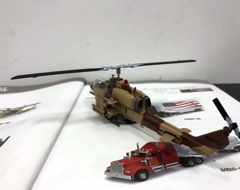 AH-1W SuperCobra Helicopter (10)