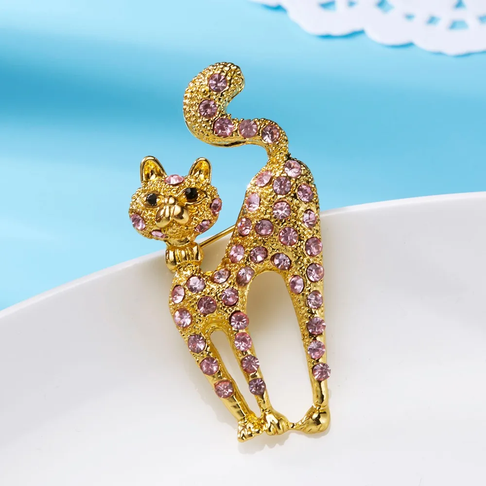 Full Crystal Cute Penguin Animal Brooch Alloy Cat Smooth Artificial Corsage For Women Collar Hats Enamel Brooches
Full Crystal Cute Penguin Animal Brooch Alloy Cat Smooth Artificial Corsage For Women Collar Hats Enamel Brooches