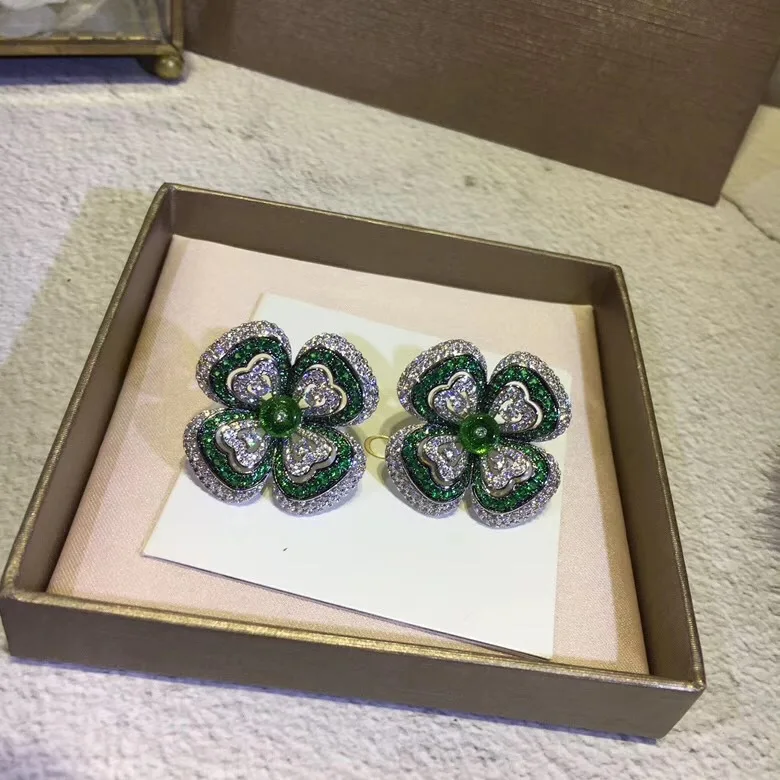 2019 new luxury atmosphere four-leaf green stud earrings micro set zircon earrings for women wedding jewelry
2019 new luxury atmosphere four-leaf green stud earrings micro set zircon earrings for women wedding jewelry