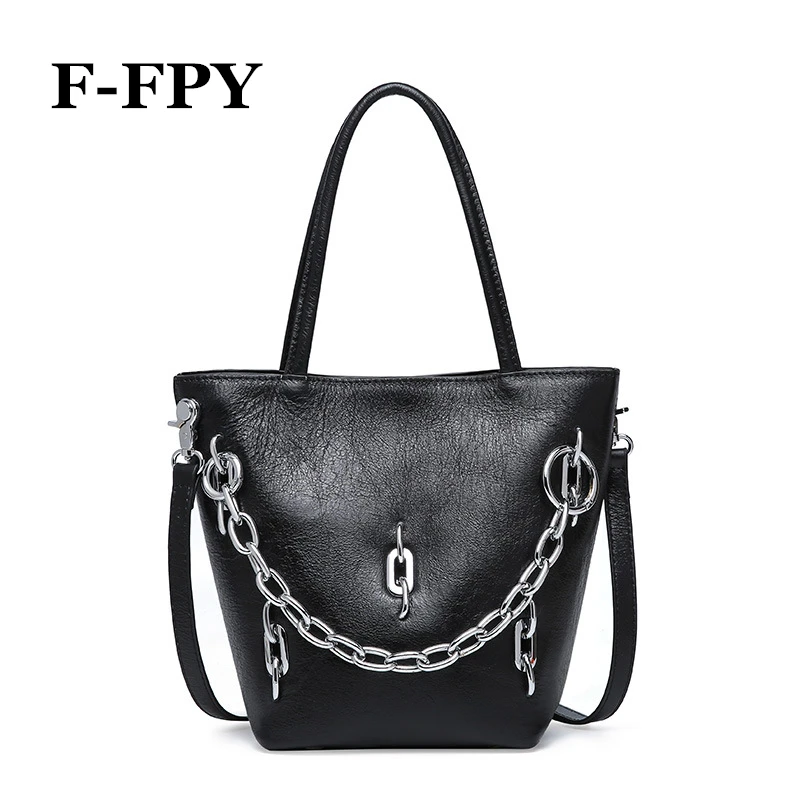 F-FPY Fashion Women Bucket Handbag Female Shoulder Bag With Chains 100% Soft Cowhide Leather Girls Small Messenger Crossbody Bag
F-FPY Fashion Women Bucket Handbag Female Shoulder Bag With Chains 100% Soft Cowhide Leather Girls Small Messenger Crossbody Bag