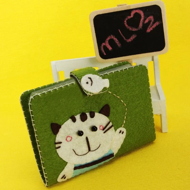 Cat Green Credit Card Holder Business Card Holder Bus Card & License Bag Free Cutting Felt DIY Material Package Birthday Gift
Cat Green Credit Card Holder Business Card Holder Bus Card & License Bag Free Cutting Felt DIY Material Package Birthday Gift