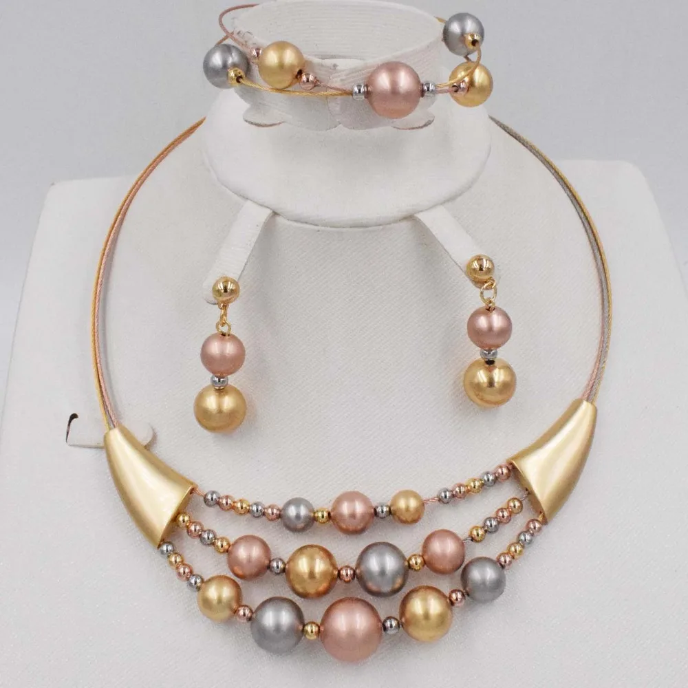 New High Quality Fashion Dubai Jewelry 3color Set Gold color Wedding African Beads Jewelry Sets Parure Bijoux Femme necklace set
New High Quality Fashion Dubai Jewelry 3color Set Gold color Wedding African Beads Jewelry Sets Parure Bijoux Femme necklace set
