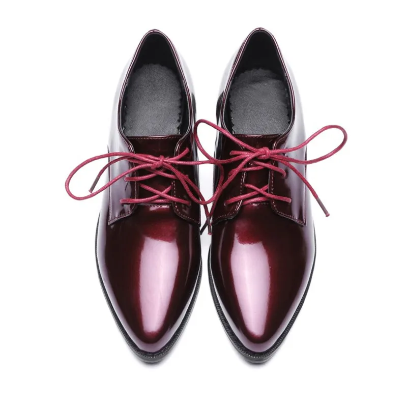 Spring New Arrival Women's Flats Pointed Toe Shoes British Style Derby Shoes Women's Patent Leather Shoes Size: 34--43
Spring New Arrival Women's Flats Pointed Toe Shoes British Style Derby Shoes Women's Patent Leather Shoes Size: 34--43