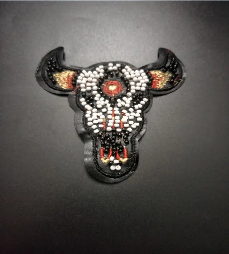 Sequins patch ox head DIY clothes patches for clothing Sew-on embroidered patch motif beaded applique deal with it crafts
Sequins patch ox head DIY clothes patches for clothing Sew-on embroidered patch motif beaded applique deal with it crafts