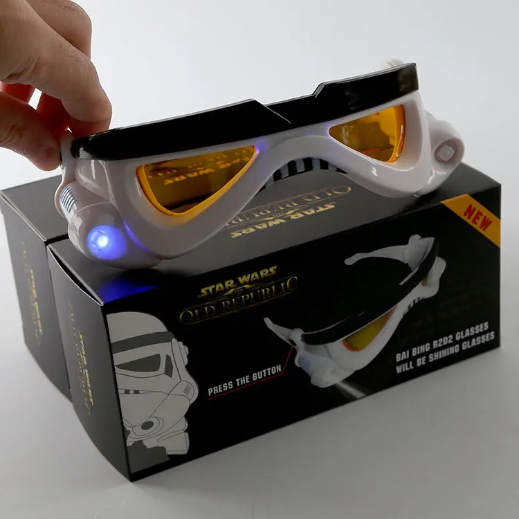 2015 stormtrooper Costume For Kids Stormtrooper Shining Glasses Roleplay Star Wars The Force Awakens Darth Vader cosplay
2015 stormtrooper Costume For Kids Stormtrooper Shining Glasses Roleplay Star Wars The Force Awakens Darth Vader cosplay