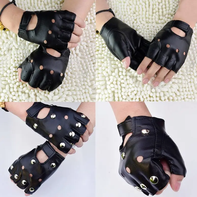 Men Unisex Artificial Leather Half-Finger Gloves Theatrical Punk Hip-Hop Driving Motorcycle Performance Party Fingerless Mittens
Men Unisex Artificial Leather Half-Finger Gloves Theatrical Punk Hip-Hop Driving Motorcycle Performance Party Fingerless Mittens