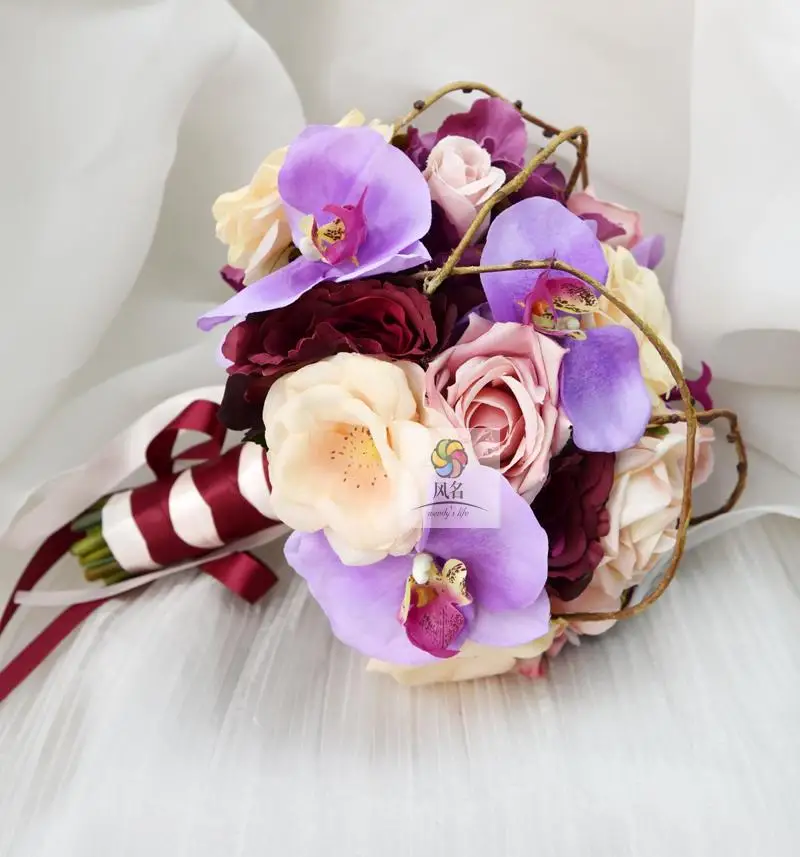 New Style Handmade Wedding Floral Bridal Bouquet Bride Bouquet Artificial Flowers Hand Holding Flower Bridesmaid Flowers Decor
New Style Handmade Wedding Floral Bridal Bouquet Bride Bouquet Artificial Flowers Hand Holding Flower Bridesmaid Flowers Decor