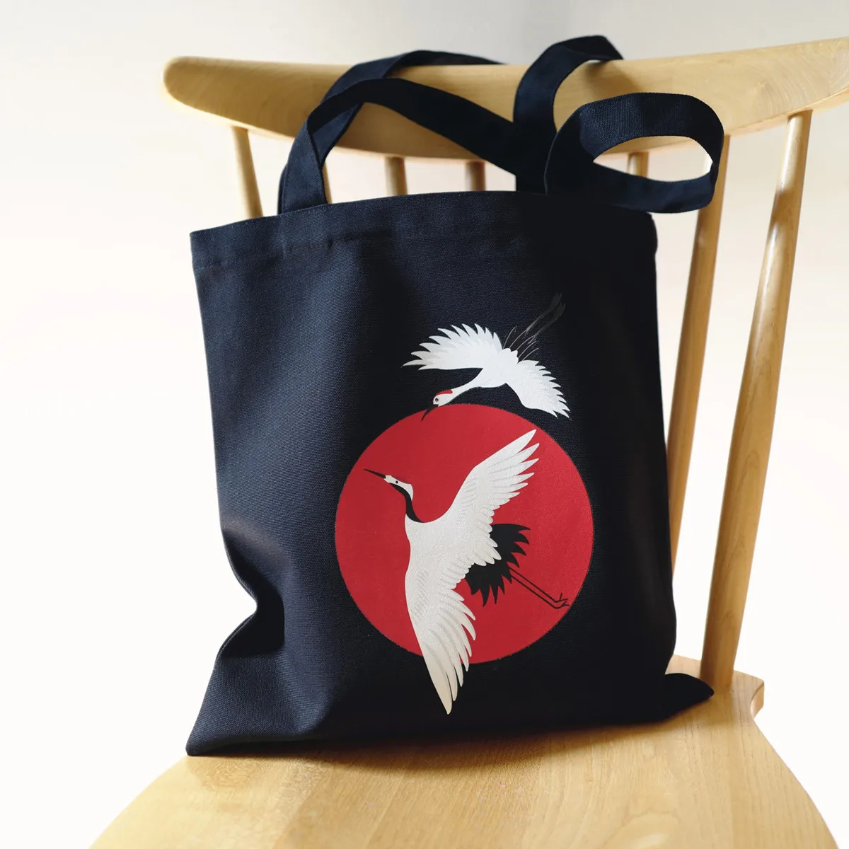 Little Paris hand made auspicious crane Japanese style canvas bag shoulder handbag Women's shoulder bag
Little Paris hand made auspicious crane Japanese style canvas bag shoulder handbag Women's shoulder bag