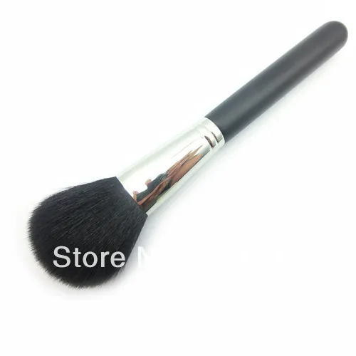 L122 - Powder brush Black 1PCS Professional makeup brush tool Large Powder Brush
L122 - Powder brush Black 1PCS Professional makeup brush tool Large Powder Brush