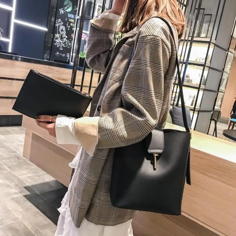 2pcs/set Fashion Women Messenger Shoulder Bags Brand Designer PU Leather Solid Clutch Crossbody Bucket Bag Girls Shopping Bags
2pcs/set Fashion Women Messenger Shoulder Bags Brand Designer PU Leather Solid Clutch Crossbody Bucket Bag Girls Shopping Bags
