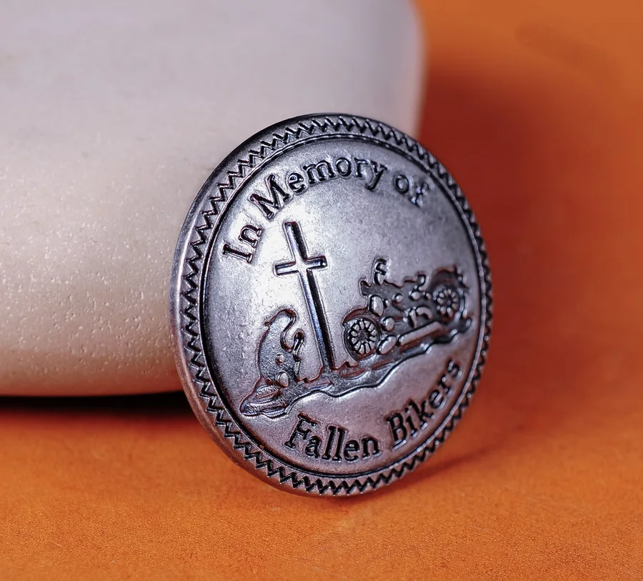 In Memory of Fallen Bikers Concho Motorcycle Vest Leathercraft Saddle Accessory