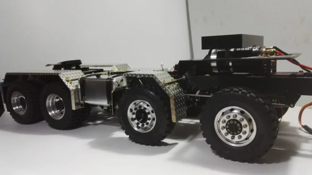 Металлический ящик для оборудования (для батареи/эхолота/ESC) 1/14 RC Tamiya Benz sca R620 R4701838