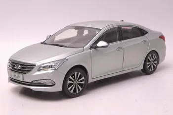 1:18 Diecast Model for Hyundai Mistra Silver Alloy Toy Car Miniature Collection Sonata
1:18 Diecast Model for Hyundai Mistra Silver Alloy Toy Car Miniature Collection Sonata