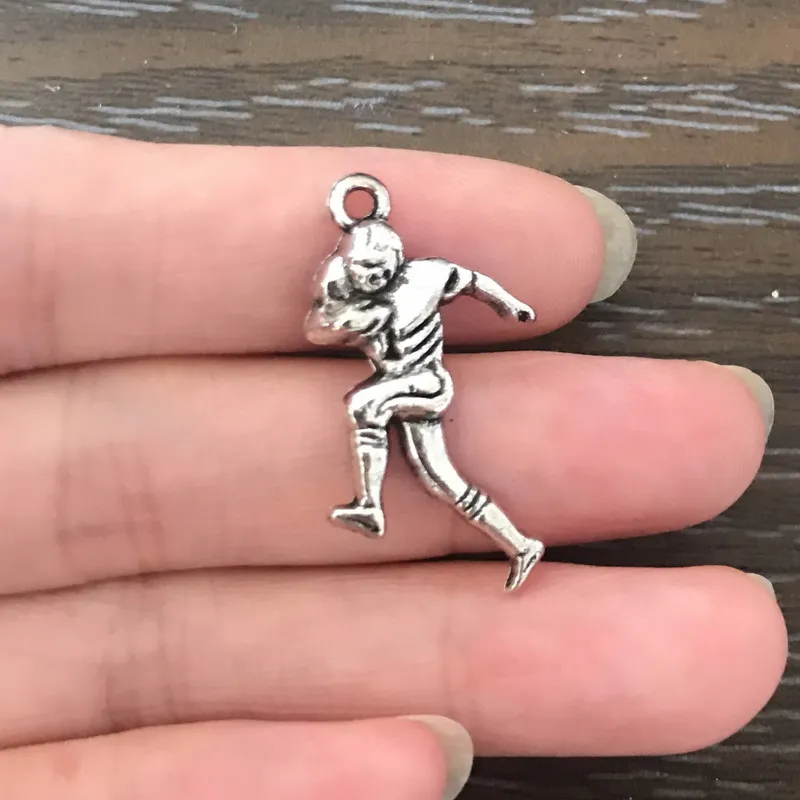 12PCS DIY Charm Sport Football Player Charm Zinc Alloy Pendant Charm for Bracelet Necklace Earring Jewelry Making Gift
12PCS DIY Charm Sport Football Player Charm Zinc Alloy Pendant Charm for Bracelet Necklace Earring Jewelry Making Gift