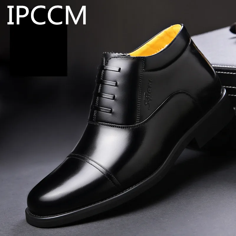 IPCCM Winter Fashion Warm Wool Men's Short Leather Boots Soft And Comfortable High To Help Business Trend Military Boots
IPCCM Winter Fashion Warm Wool Men's Short Leather Boots Soft And Comfortable High To Help Business Trend Military Boots