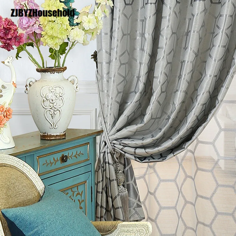 New High-end European-style Curtains for Bedroom Living Room Cationic Jacquard Curtain Fabric Shading Cloth
New High-end European-style Curtains for Bedroom Living Room Cationic Jacquard Curtain Fabric Shading Cloth