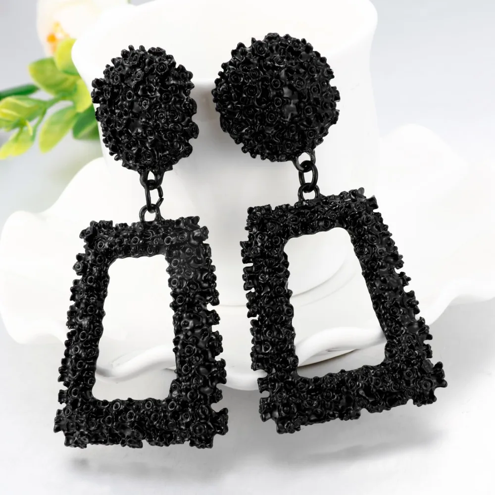 Hesiod Exaggerate Big Earrings for Women Gold Silver Red Geometric Statement Earrings Metal Earing Hanging Fashion jewelry
Hesiod Exaggerate Big Earrings for Women Gold Silver Red Geometric Statement Earrings Metal Earing Hanging Fashion jewelry