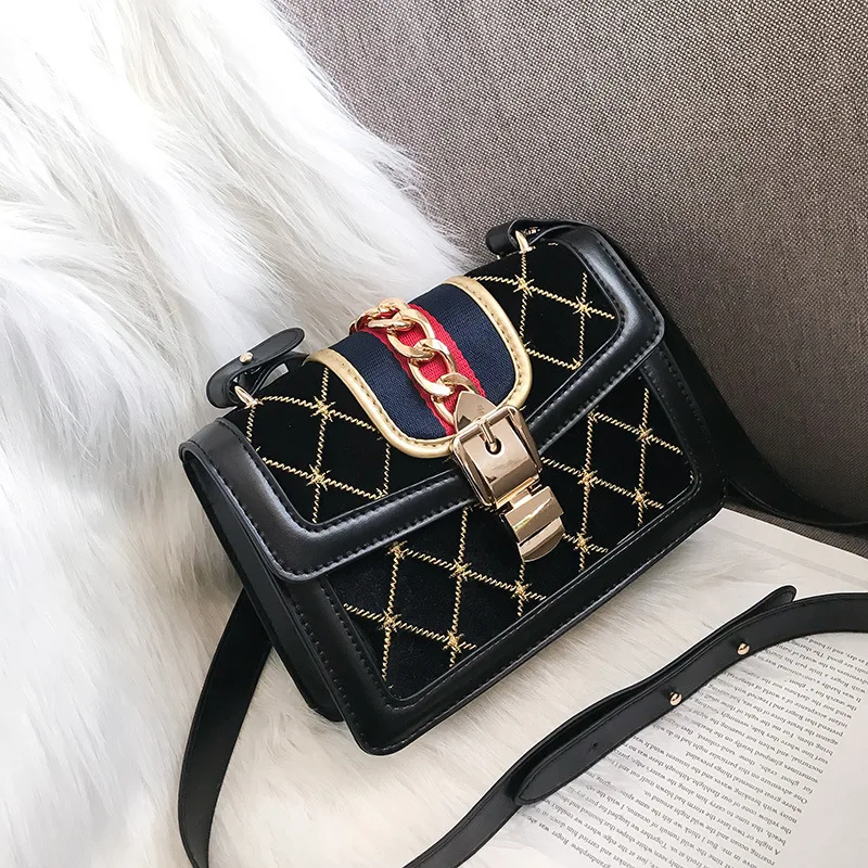 Hot Fashion Crossbody Women Bag Chain Woolen Diagonal Shoulder Small Square Bag Casual Banquet National Style Lady Clutch
Hot Fashion Crossbody Women Bag Chain Woolen Diagonal Shoulder Small Square Bag Casual Banquet National Style Lady Clutch