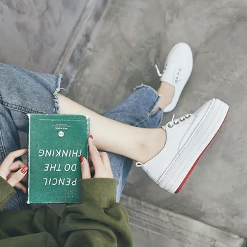 2019 autumn new fashion simple solid color flat shoes women trend comfortable thick soles casual shoes
2019 autumn new fashion simple solid color flat shoes women trend comfortable thick soles casual shoes