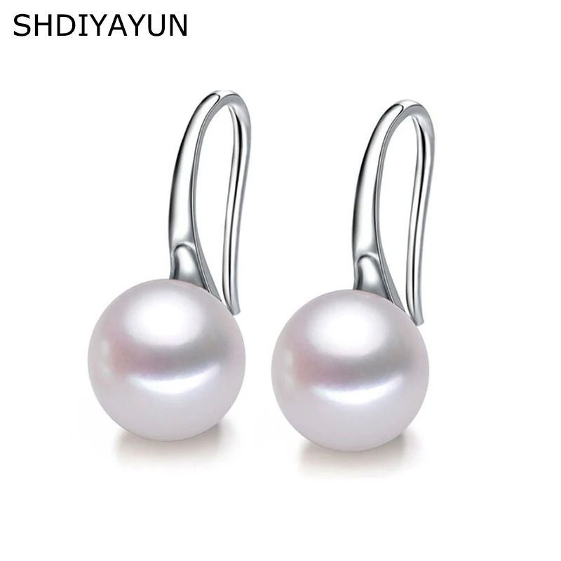 SHDIYAYUN Pearl Earrings Natural Freshwater Pearl High-heeled Shoes Spoon Earrings 925 Sterling Silver Jewelry For Women Girl
SHDIYAYUN Pearl Earrings Natural Freshwater Pearl High-heeled Shoes Spoon Earrings 925 Sterling Silver Jewelry For Women Girl