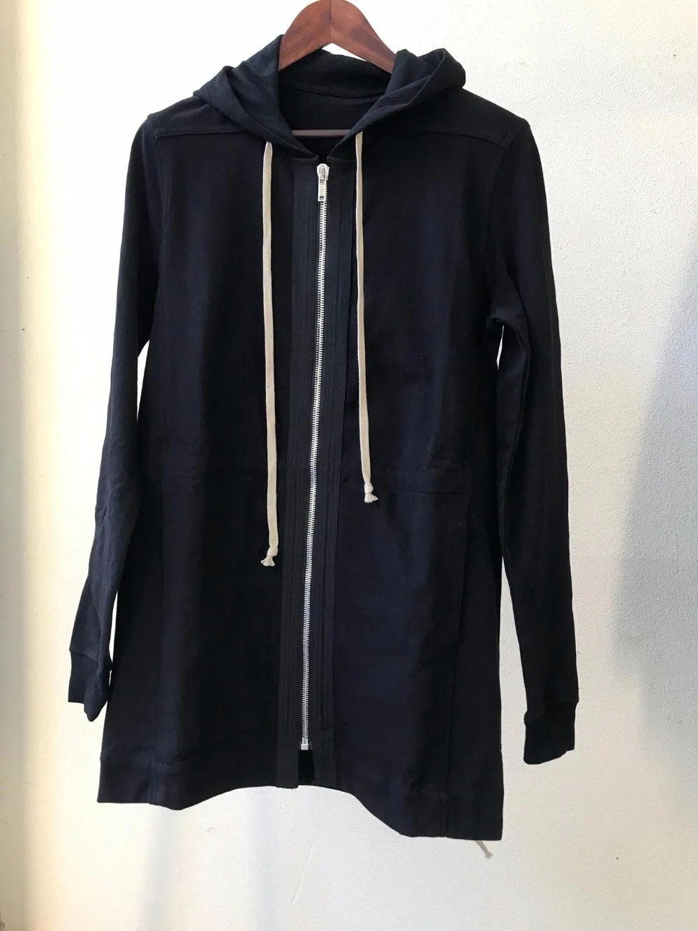 Owen seak Men Zip Hoodies Sweatshirts Gothic Style Men's Clothing Classic Spring Women Solid Black Hoodies Size XL
Owen seak Men Zip Hoodies Sweatshirts Gothic Style Men's Clothing Classic Spring Women Solid Black Hoodies Size XL