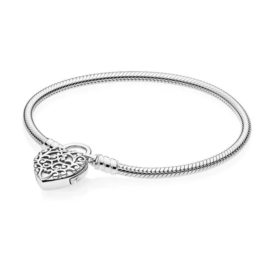 925 Sterling Silver Bracelet Bangles For Women Smooth Silver Padlock Regal Heart Clasp fit Lady Beads Charms Pendant
925 Sterling Silver Bracelet Bangles For Women Smooth Silver Padlock Regal Heart Clasp fit Lady Beads Charms Pendant