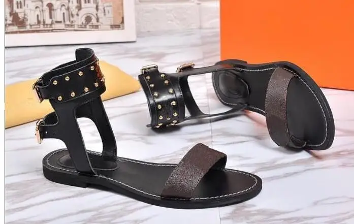 Women Newest Rivets Luxury Popular Leather Sandal Flat Shoes Canvas Plain Casual Party Sandal
Women Newest Rivets Luxury Popular Leather Sandal Flat Shoes Canvas Plain Casual Party Sandal