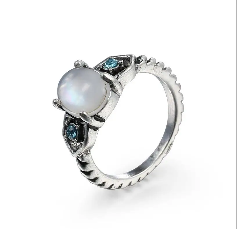 Vintage Moonstone Oval Ring For Women Jewelry Fashion Finger Ring Female Charming Jewelry Gift
Vintage Moonstone Oval Ring For Women Jewelry Fashion Finger Ring Female Charming Jewelry Gift