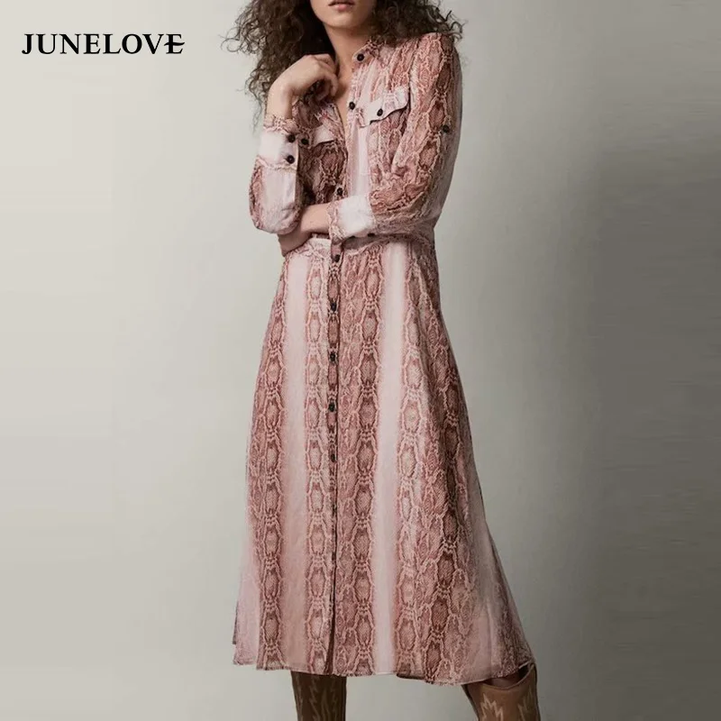 JuneLove Women Spring Long Sleeve Long Maxi Dress Vintage Snake Animal Print Female A-Line Dress Casual Button Retro Lady Dress
JuneLove Women Spring Long Sleeve Long Maxi Dress Vintage Snake Animal Print Female A-Line Dress Casual Button Retro Lady Dress