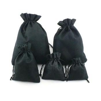 10Pcs / Lot Velvet Burlap Bag Black 5 Sizes Jewelery Gift Bags Brace Strap Pouches Drawstring Packaging Wholesale
10Pcs / Lot Velvet Burlap Bag Black 5 Sizes Jewelery Gift Bags Brace Strap Pouches Drawstring Packaging Wholesale