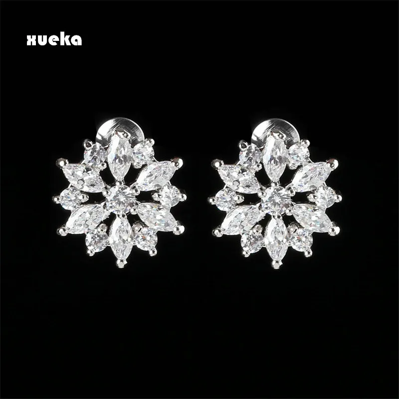 Fashion Silver Color Earring Champagne Gold Flower Alloy Stud Earrings with Zircon Stone Earings for Women Gift jewelry Petal
Fashion Silver Color Earring Champagne Gold Flower Alloy Stud Earrings with Zircon Stone Earings for Women Gift jewelry Petal