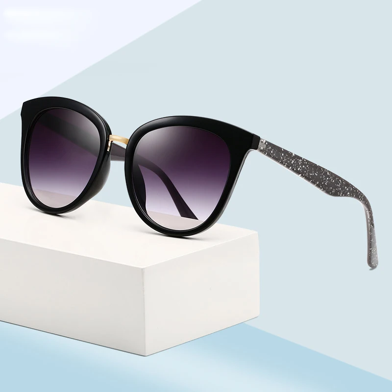 Luxury Cat Eye Sunglasses Women Vintage Brand Gradient Sun Glasses Shades Ladies Retro Cateyes Design Sunglass zonnebril dames
Luxury Cat Eye Sunglasses Women Vintage Brand Gradient Sun Glasses Shades Ladies Retro Cateyes Design Sunglass zonnebril dames