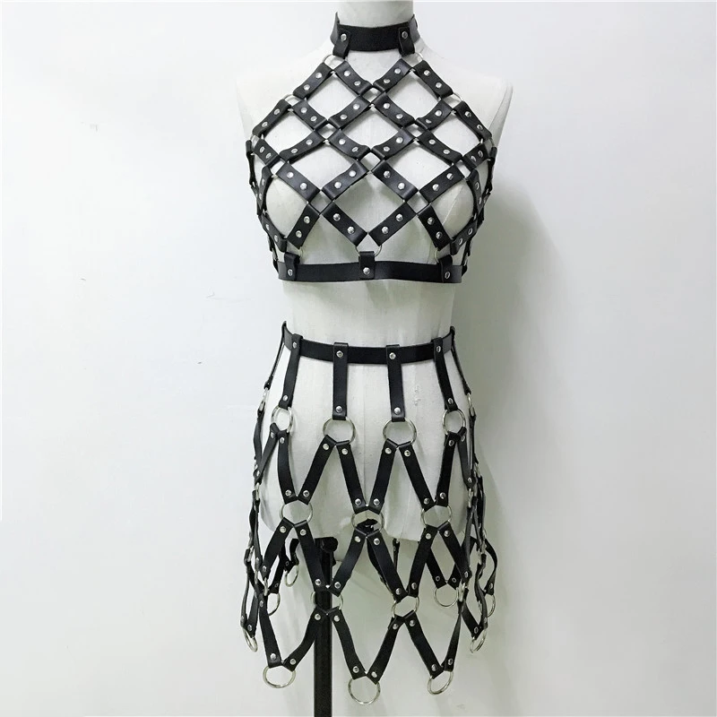Black Mesh Rhinestones Hollow Out Strapless Crop Top See Through Long Pants Two Piece Set Women Matching Sets 2 Piece Outfits
Black Mesh Rhinestones Hollow Out Strapless Crop Top See Through Long Pants Two Piece Set Women Matching Sets 2 Piece Outfits
