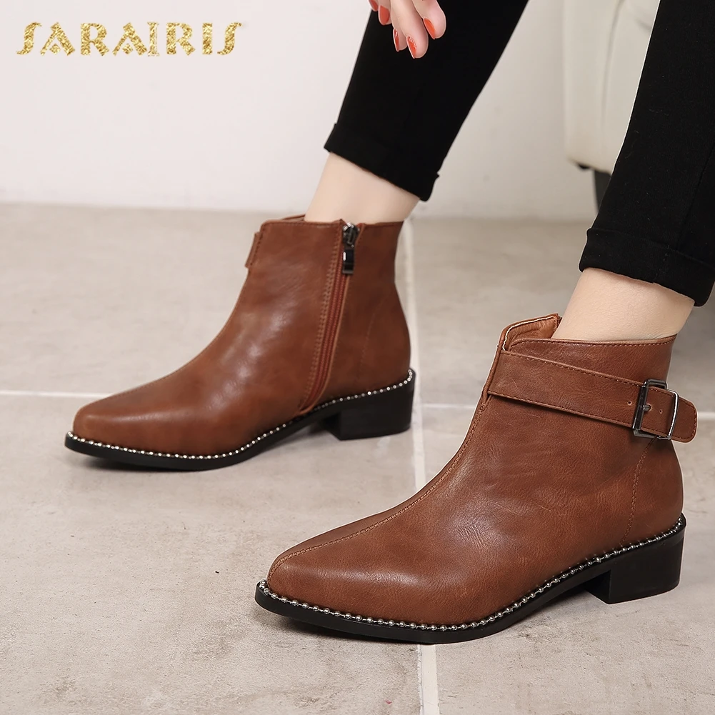 Sarairis New Fashion Hot Sale 2019 Ankle Boots Woman Shoes Chunky Heels buckle-decoration Zip Up Shoes Woman Boots Female
Sarairis New Fashion Hot Sale 2019 Ankle Boots Woman Shoes Chunky Heels buckle-decoration Zip Up Shoes Woman Boots Female