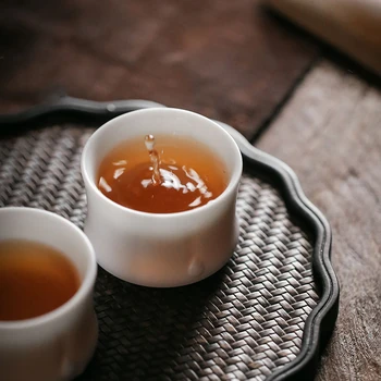 TANGPIN Dehua ceramic teacups white porcelain tea cup handmade chinese kung fu cup drinkware
TANGPIN Dehua ceramic teacups white porcelain tea cup handmade chinese kung fu cup drinkware