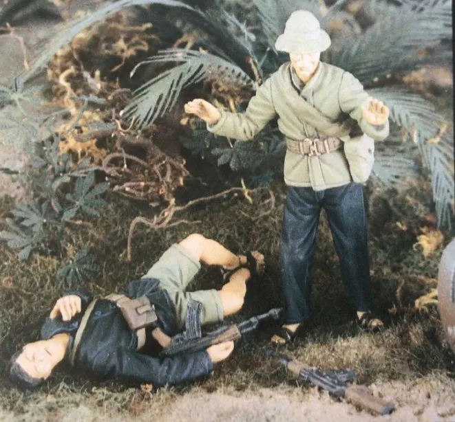1/35 Scale Vietnam War Viet Cong surrender 2 people Miniatures Unpainted Resin Model Kit Figure Free Shipping
1/35 Scale Vietnam War Viet Cong surrender 2 people Miniatures Unpainted Resin Model Kit Figure Free Shipping
