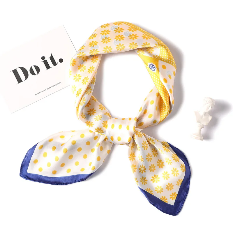Women's Square Silk Scarf Ladies Print Summer Shawls and Wraps Female Small Office Scarf Foulard Headband Handkerchief 70*70CM
Women's Square Silk Scarf Ladies Print Summer Shawls and Wraps Female Small Office Scarf Foulard Headband Handkerchief 70*70CM