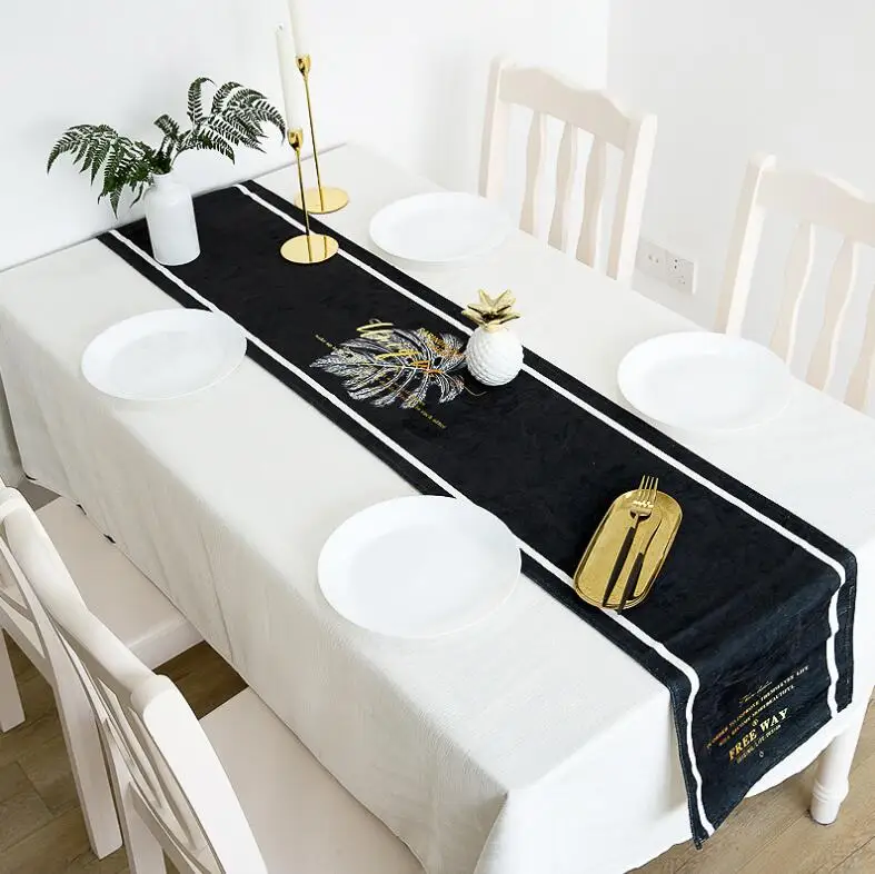 INS Luxury Fashion Chenille Table Runner Colorful Nylon Runner Table Cloth With Palm leaf print Cutwork Nordic Table Runner
INS Luxury Fashion Chenille Table Runner Colorful Nylon Runner Table Cloth With Palm leaf print Cutwork Nordic Table Runner