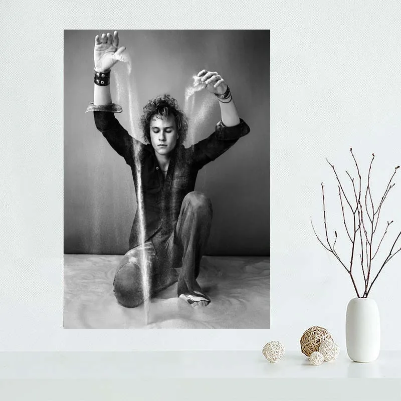 Custom Heath Ledger Canvas Painting Poster Home Decor Cloth Fabric Wall Art Poster 27x40cm,30x45cm,40x60cm,50x75cm,60x90cm
Custom Heath Ledger Canvas Painting Poster Home Decor Cloth Fabric Wall Art Poster 27x40cm,30x45cm,40x60cm,50x75cm,60x90cm
