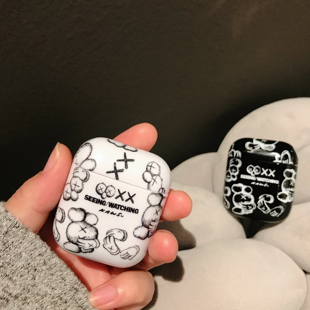Tide brand fashion cartoon KAWS family funny hard PC Case For Apple Airpods Shockproof Cover For AirPods Bluetooth Earphone case
Tide brand fashion cartoon KAWS family funny hard PC Case For Apple Airpods Shockproof Cover For AirPods Bluetooth Earphone case