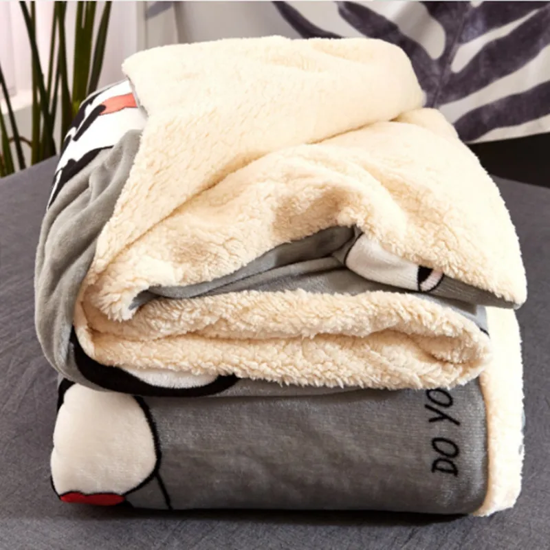 2018 Newborn double-sided A/B version coral fleece blanket Soft and comfortable baby bath blanket High Quality bedding for child
2018 Newborn double-sided A/B version coral fleece blanket Soft and comfortable baby bath blanket High Quality bedding for child