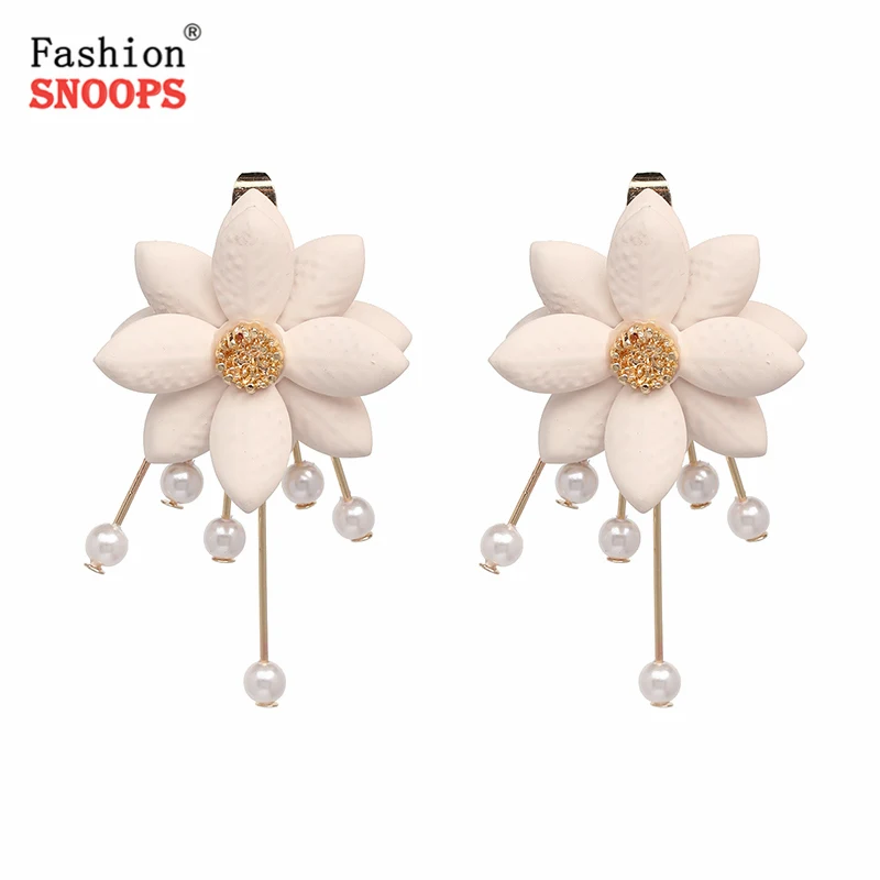 FASHIONSNOOPS Bohemain Simulated Pearl Stud Earrings Resin Flower Earring For Women Wedding Jewelry Accessories
FASHIONSNOOPS Bohemain Simulated Pearl Stud Earrings Resin Flower Earring For Women Wedding Jewelry Accessories