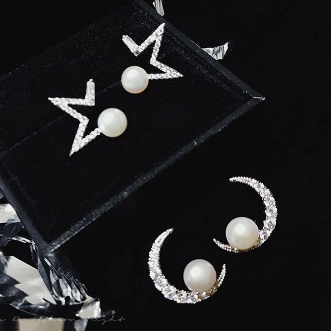 Women's full crystal pearls moon and star shape stud Earrings delicate stylish elegant Modern fashion jewelry stud Earrings
Women's full crystal pearls moon and star shape stud Earrings delicate stylish elegant Modern fashion jewelry stud Earrings