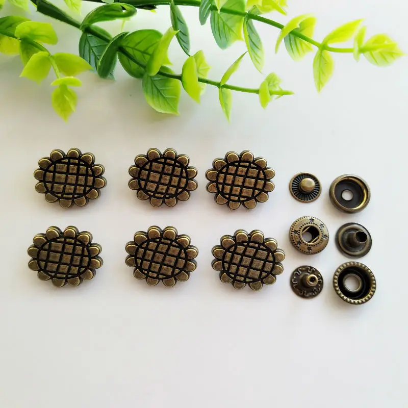 6sets Flower Zinc Alloy Snap Fastener Press Stud Sewing Leather Combined Button Craft For Clothes Garment DIY Decoration 21*18mm
6sets Flower Zinc Alloy Snap Fastener Press Stud Sewing Leather Combined Button Craft For Clothes Garment DIY Decoration 21*18mm