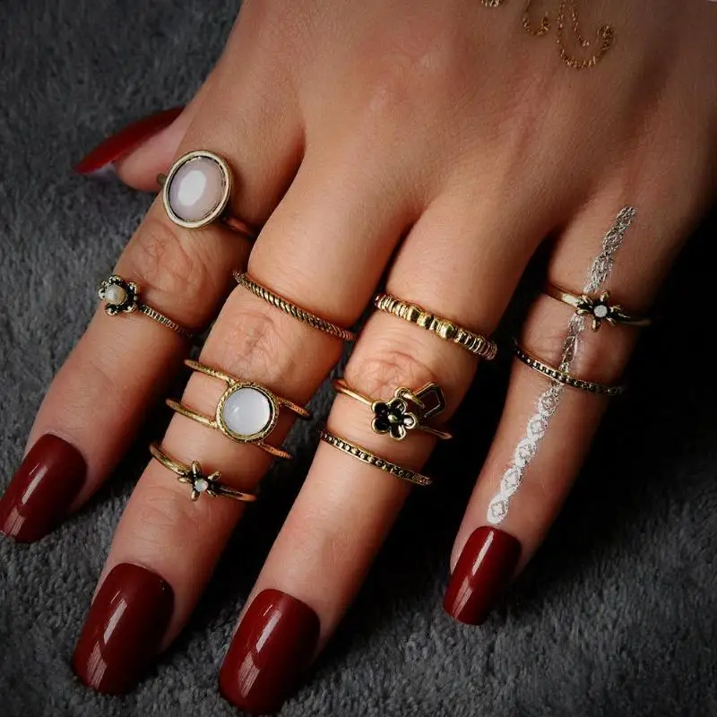 15 Styles Vintage Ethnic Knuckle Rings for Women Boho Geometric Flower Crystal Ring Set Bohemian Midi Finger Jewelry Bague Femme
15 Styles Vintage Ethnic Knuckle Rings for Women Boho Geometric Flower Crystal Ring Set Bohemian Midi Finger Jewelry Bague Femme