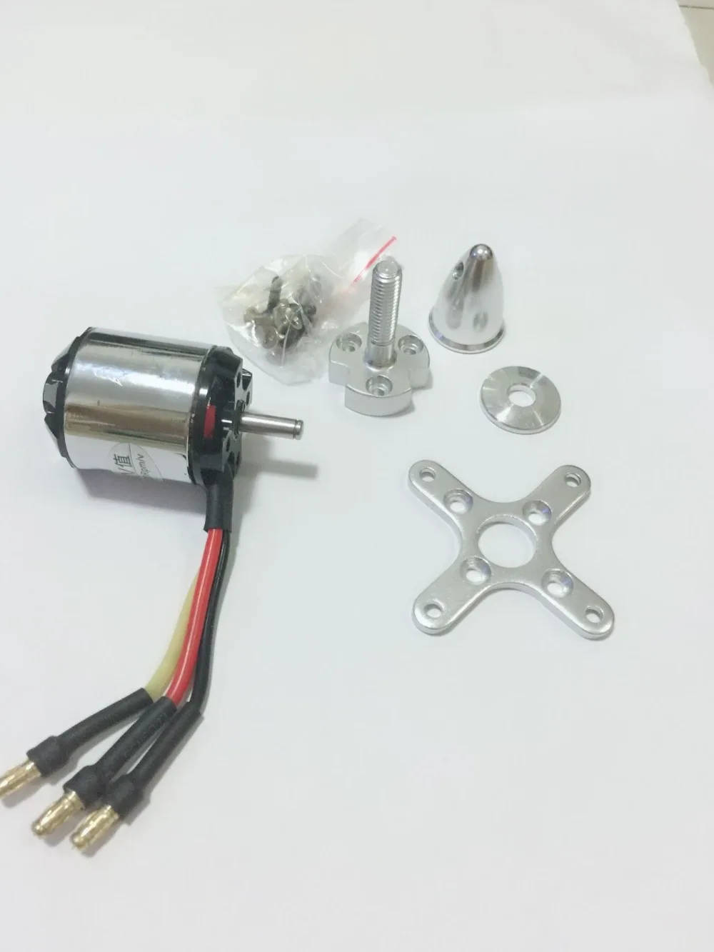 C2836 kv1120 EMP brusless ESC motor with 4mm shaft for DIY RC airplane quadcuopter
C2836 kv1120 EMP brusless ESC motor with 4mm shaft for DIY RC airplane quadcuopter