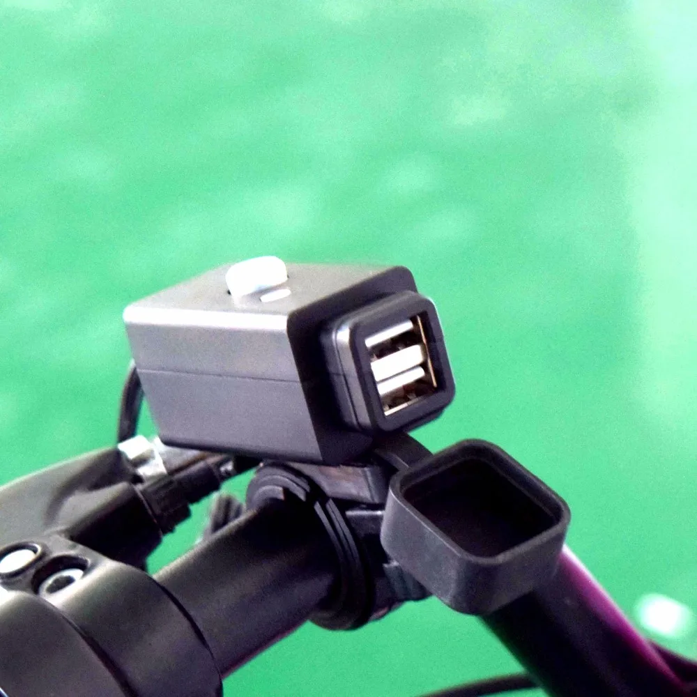 New 3.1A Motorcycle Dual USB Phone Charger with Switch Led Indicator Motorcycle Cigarette Lighter Universal Fitment
New 3.1A Motorcycle Dual USB Phone Charger with Switch Led Indicator Motorcycle Cigarette Lighter Universal Fitment